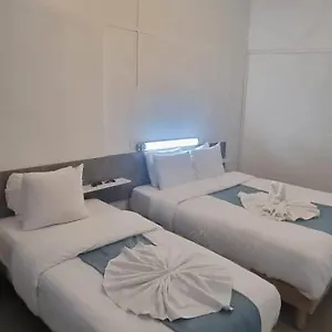 https://aboukir.fr-paris.fr