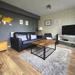 Apartment Modern Central Family-home For 6, London