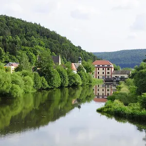 hotel-schlossresidenz-heitzenhofen.com-bavaria.com/